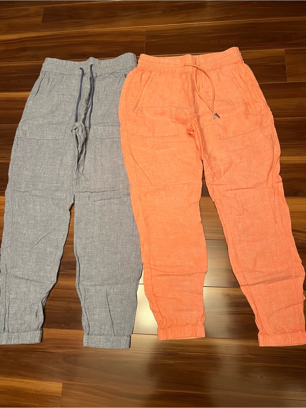 Athleta Dual-Pack Retreat Linen Jogger Pants in Gray and Coral